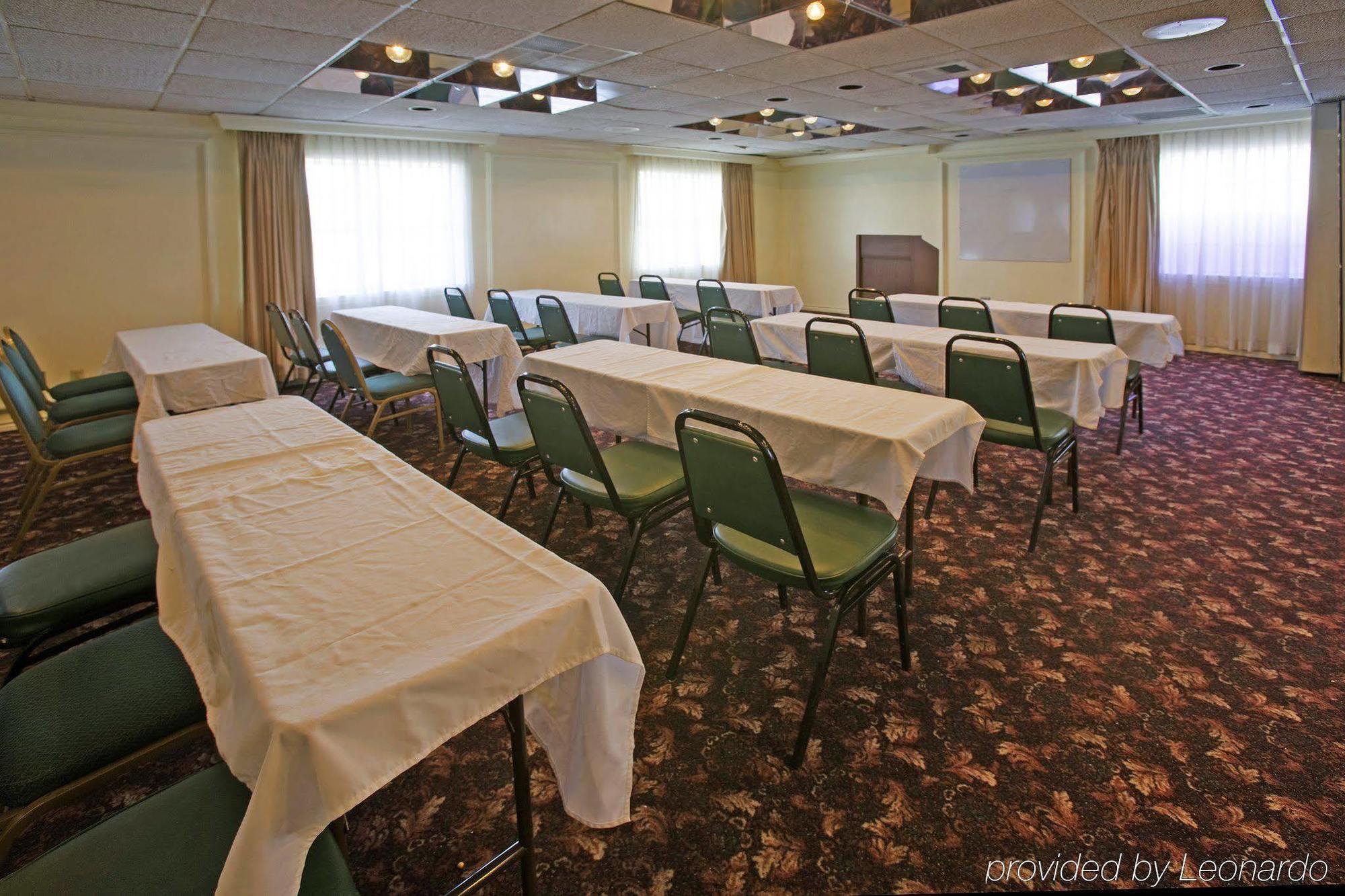 Americas Best Value Inn And Suites North ฟาร์เมอร์สแบรนช์ สิ่งอำนวยความสะดวก รูปภาพ